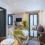 Luxurious Duplex - Buthtub - 1bd 1bth Casa Pilatos شقة