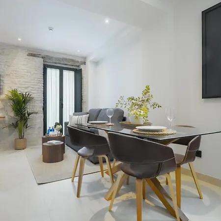 Luxurious Duplex 1bd 1bth Over Casa Pilatos Seville