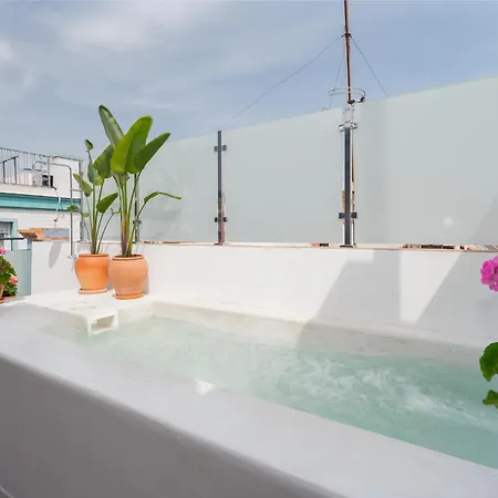 Luxurious Duplex 1bd 1bth Over Casa Pilatos *