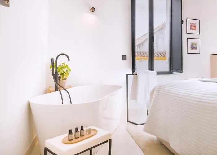 Luxurious Duplex - Buthtub - 1bd 1bth Casa Pilatos