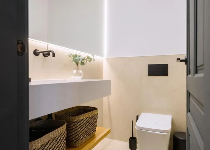 Luxurious Duplex - Buthtub - 1bd 1bth Casa Pilatos Aparthotel Seville