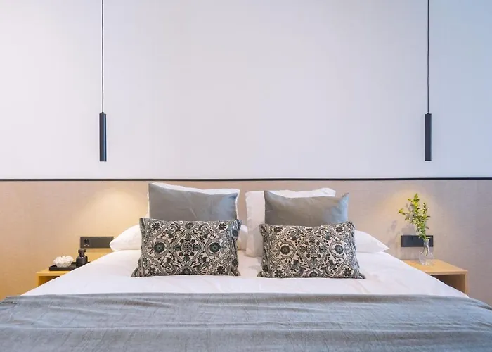 Aparthotel Luxurious Duplex - Buthtub - 1bd 1bth Casa Pilatos 3*